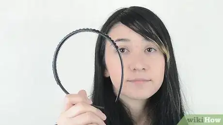 Immagine titolata Wear a Headband Step 8