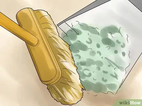Immagine titolata Remove Paint from Wooden Objects and Refinish Them Step 4