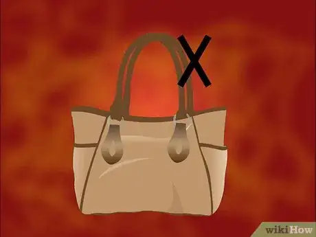 Immagine titolata Detect a Faux Coach Handbag from an Authentic Coach Handbag Step 6
