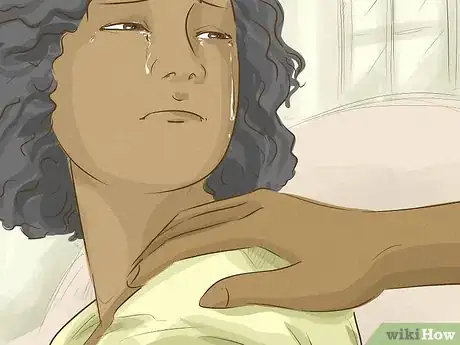 Immagine titolata Help Your Daughter Get Over a Bad Breakup Step 5