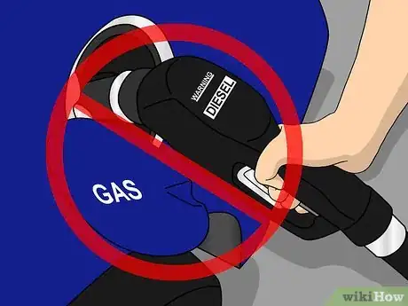 Immagine titolata Drain the Gas Tank of Your Car Step 13