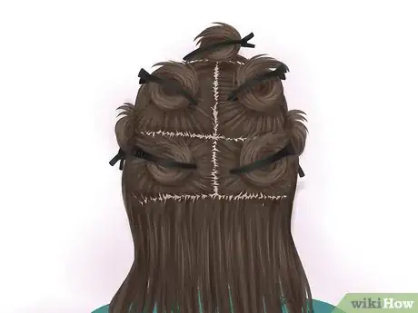 Immagine titolata Cut a Bob Step 1