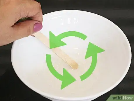 Immagine titolata Make Scented Hand Sanitizer Step 12
