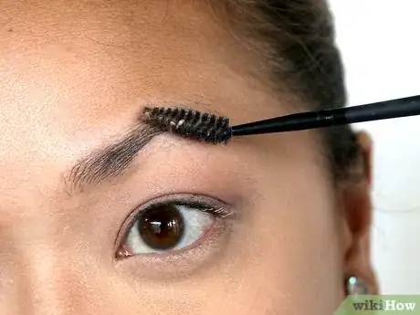 Immagine titolata Cover Your Eyebrows Step 7