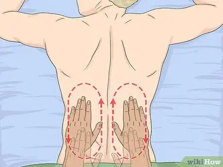 Immagine titolata Massage the Lower Back Step 4