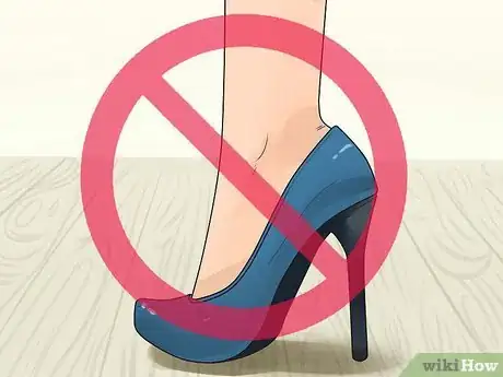 Immagine titolata Avoid Feet and Leg Problems if Standing for Work Step 8