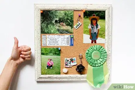 Immagine titolata Decorate a Bulletin Board Step 7