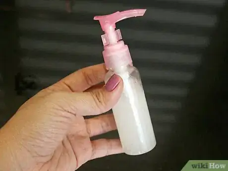 Immagine titolata Make Scented Hand Sanitizer Step 15