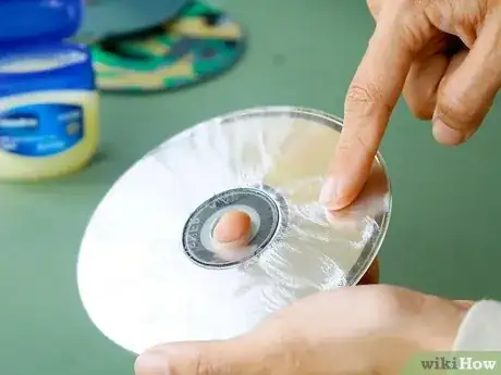 Immagine titolata Fix a Scratched DVD Step 12