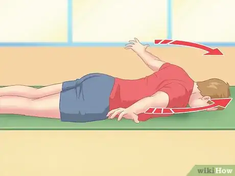 Immagine titolata Work Your Back Muscles at Home Step 1