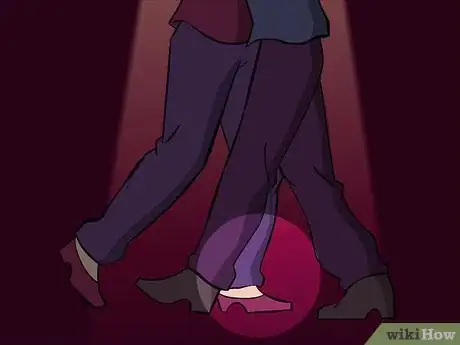 Immagine titolata Dance the Waltz Step 21