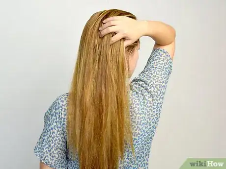 Immagine titolata Use Coconut Oil on Your Hair and Skin Step 25