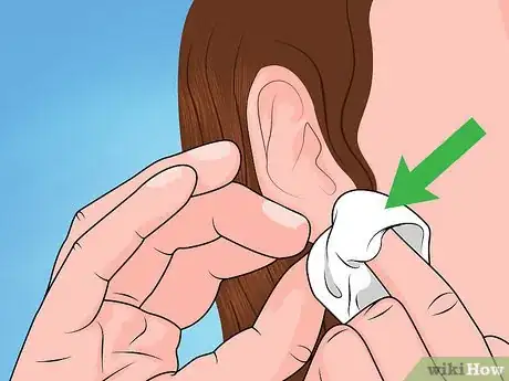 Immagine titolata Reopen a Partially Closed Ear Piercing Hole Step 1