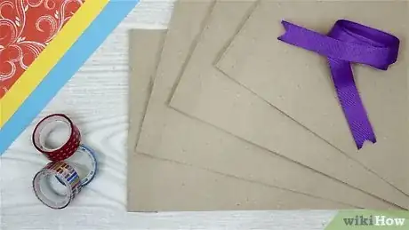 Immagine titolata Create a DIY Photo Album Step 7
