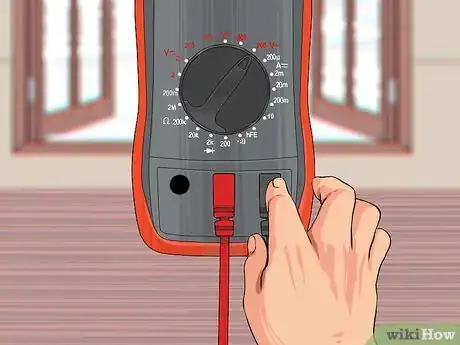 Immagine titolata Use a Voltmeter Step 3