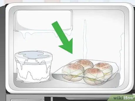 Immagine titolata Freeze English Muffins Step 6