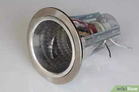 Immagine titolata Install Recessed Lighting Step 1