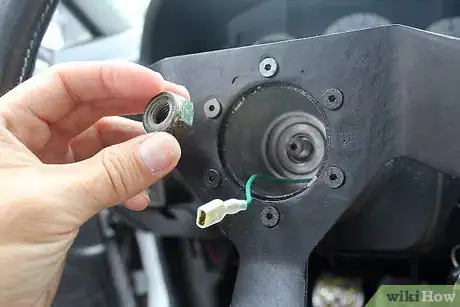 Immagine titolata Replace an Ignition Switch Step 11