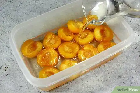 Immagine titolata Freeze Apricots Step 10