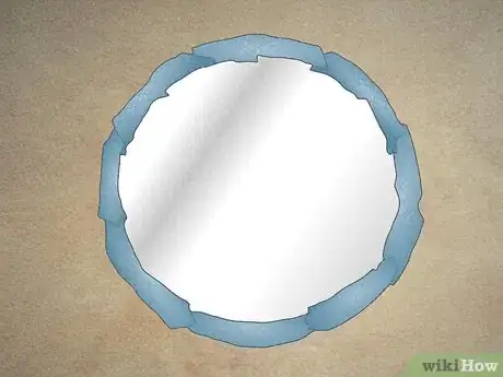 Immagine titolata Decorate Around a Round Mirror Step 8