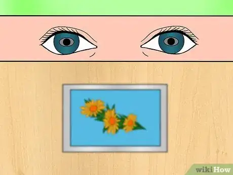 Immagine titolata Tell if Your Eyes Are Going Bad Step 6