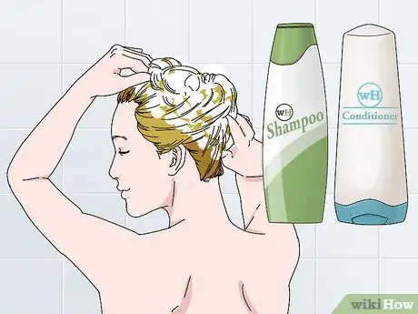 Immagine titolata Highlight Your Hair Naturally Step 14