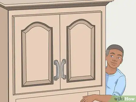 Immagine titolata Be a Master at Hide And Seek Step 1