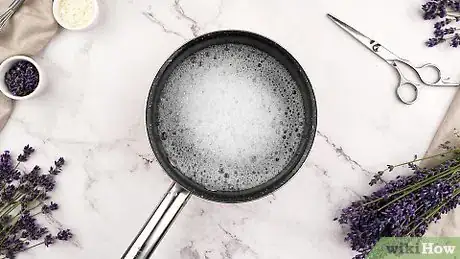 Immagine titolata Make Lavender Oil Step 16