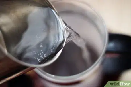 Immagine titolata Make Coffee With a Coffee Press Step 4