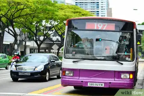 Immagine titolata Ride a Public Transportation Bus Step 16