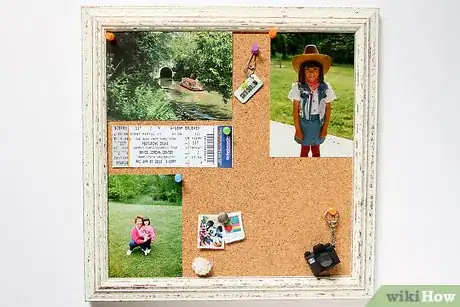 Immagine titolata Decorate a Bulletin Board Step 4