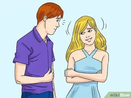 Immagine titolata Tell if a Girl in Your Class Likes You (High School) Step 17