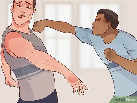 Immagine titolata Beat a Taller and Bigger Opponent in a Street Fight Step 9