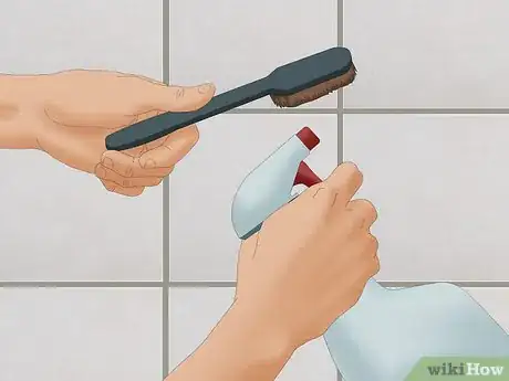 Immagine titolata Whiten Grout Step 1