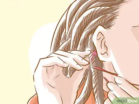 Immagine titolata Give Yourself Dreadlocks Step 10