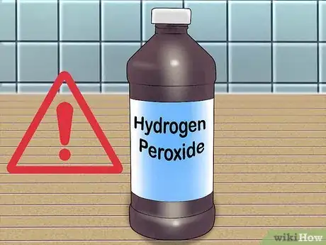 Immagine titolata Whiten Teeth With Hydrogen Peroxide Step 6