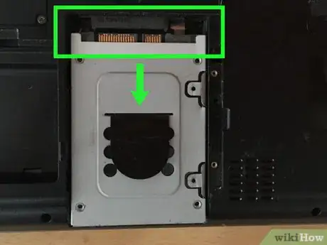 Immagine titolata Take a Hard Drive Out of a Laptop Step 7