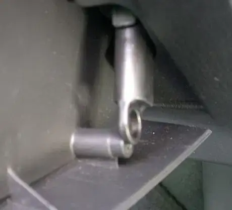 Immagine titolata Fissa nuovamente il braccetto.