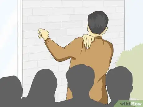 Immagine titolata Levitate (Magic Trick) Step 4