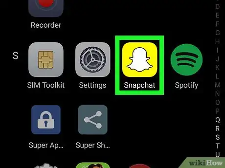Immagine titolata Upload Long Videos on Snapchat from Camera Roll on Android Step 1