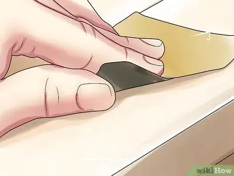 Immagine titolata Remove Paint from Wooden Objects and Refinish Them Step 28