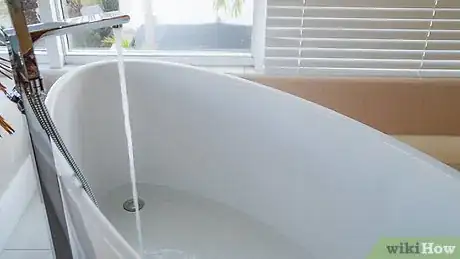 Immagine titolata Make Your Own Bubble Bath Step 22