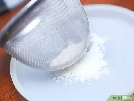 Immagine titolata Make Matte Nail Polish Step 22