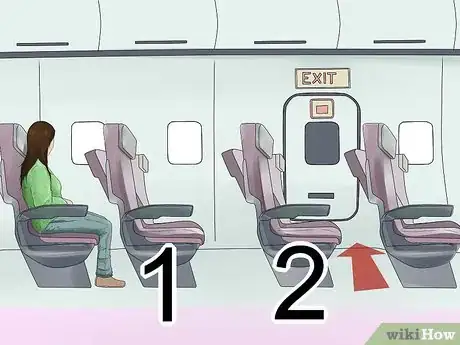 Immagine titolata Survive a Plane Crash Step 5