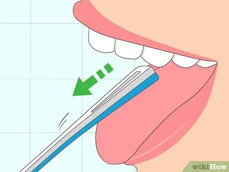 Immagine titolata Use a Tongue Scraper Step 4