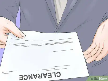 Immagine titolata Obtain Security Clearance Step 8