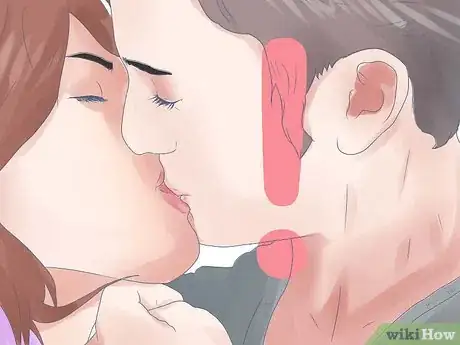 Immagine titolata Bite Someone's Lip Step 9