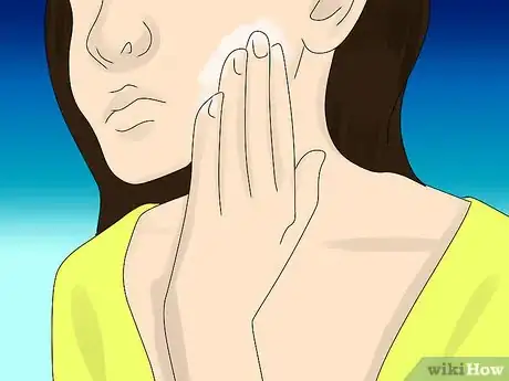Immagine titolata Painlessly Pop a Pimple Step 9