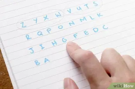 Immagine titolata Learn the Alphabet Backwards Step 4