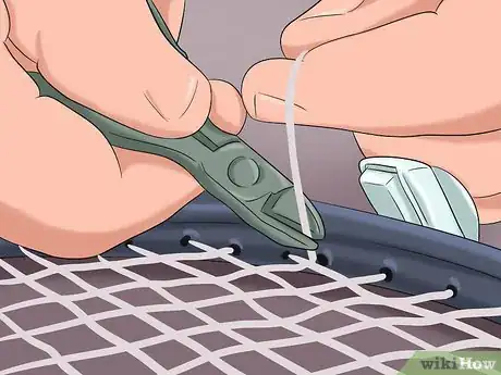 Immagine titolata Choose a Tennis Racquet Step 6